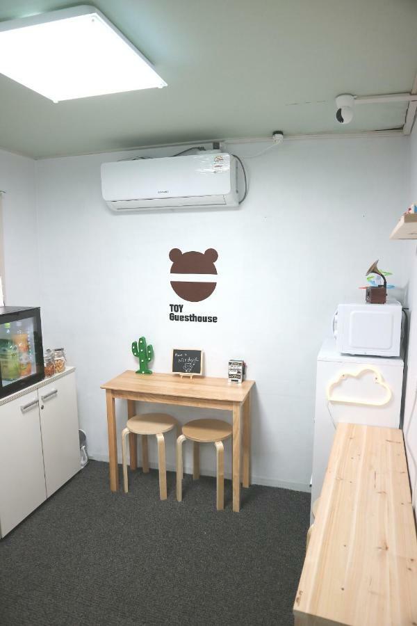 Toy Guesthouse Seoul Eksteriør billede